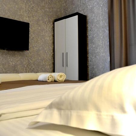 Arizet Boutique Mamaia Hotel Екстериор снимка