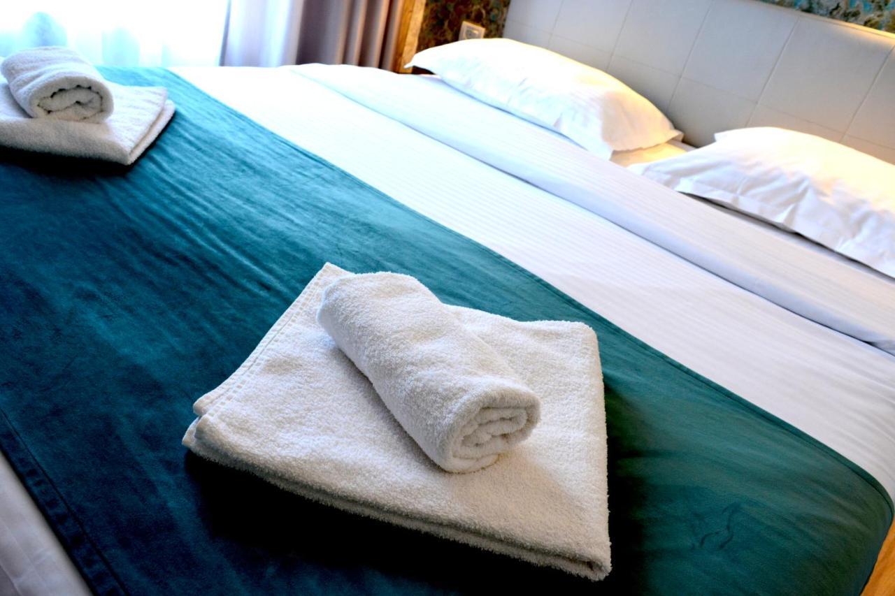 Arizet Boutique Mamaia Hotel Екстериор снимка