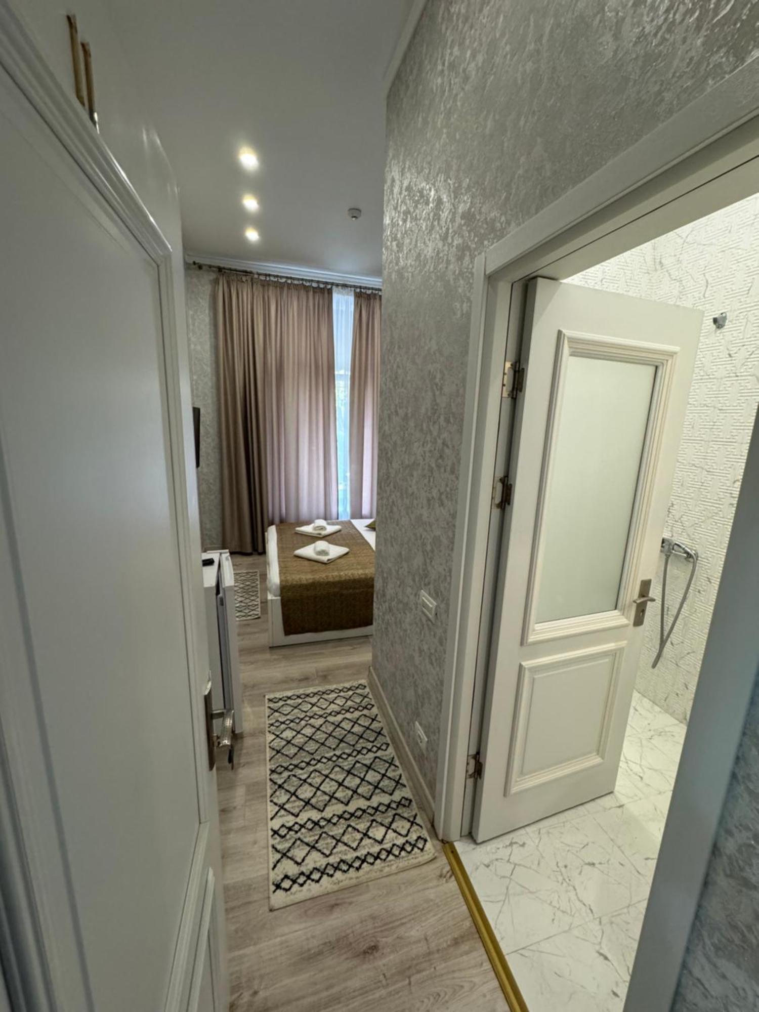 Arizet Boutique Mamaia Hotel Екстериор снимка